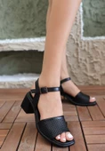 Laera Siyah Cilt Topuklu Sandalet - 1