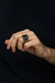 4 Yeşil Taşlı Kılıç Model 925 Erkek Gümüş Yüzük thumbnail 9