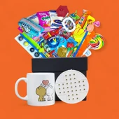 Geçmişin Büyüsüyle Dolu Özel Siyah Hediye Kutusu ve İyi Ki Sen Yazılı Kupa Bardak - 1