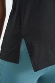 TOMMY LIFE Siyah Yırtmaç Detaylı O Yaka Sıfır Kollu Standart Kalıp Kadın Spor Atlet - 97256 - 5