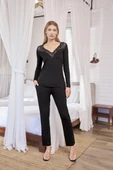 Uzun Kollu Dantelli ve Dekolteli Pijama Takımı - 2