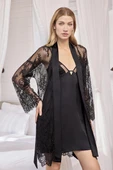 Dantelli Tüllü ve Dekolteli Saten Sabahlık Takımı - 1