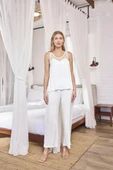 Dantelli ve Dekolteli Saten Pijama Takımı - 4