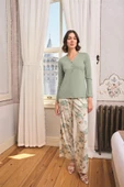 Çiçek ve Yaprak Desenli Önü Düğmeli Pijama Takımı - 1