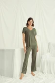 Kısa Kollu V Yakalı Dantelli Pijama Takımı - 2