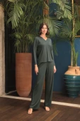 Uzun Kollu V Yaka Pijama Takımı - 4