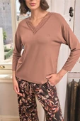 Yaprak Desenli Dantelli V Yaka Büyük Beden Pijama Takımı - 7