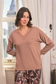 Yaprak Desenli Dantelli V Yaka Büyük Beden Pijama Takımı - 4