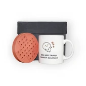 Nostaljik Sürprizlerle Dolu Siyah Hediye Kutusu ve Ben Her Zaman Yanında Olacağım Baskılı Kupa Bardak - 3