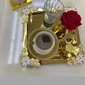 Mucit Home  Kenarları Zambak Motifli Kare Gold Sunum Tepsi - 1
