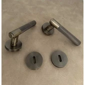 Rivax Meta Antik Sarı Zamak Yuvarlak Rozetli Oda Kapı Kolu 1 Takım thumbnail 3