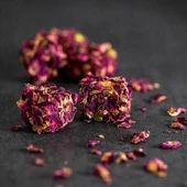 Antep Fıstıklı ve Gül Yapraklı Lokum - 500 gr paket - 5