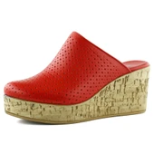 Erkan Saçmacı Aria Kırmızı Hakiki Dana Derisi Önü Kapalı Mantar Taban Görünümlü Dolgu Topuklu Terlik - 1