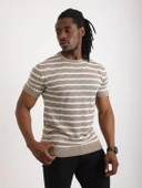 Erkek Bej Desenli Triko Tişört – Kısa Kollu, Slim Fit thumbnail 5