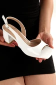 Nino Beyaz Rugan Kalın Topuklu Sandalet Küt Burunlu Ayakkabı - 3