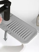 Elastik Mutfak Banyo Musluk Matı Düzenleyici Kaydırmaz Taban Organizer Lavabo Kenar Matı - 5