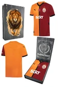 Galatasaray Orijinal Lisanslı 5 Yıldızlı 24/25 Parçalı Forma Aslan Baskılı Hediyelik Ahşap Kutulu thumbnail 1