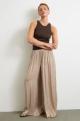 Beli Lastikli Geniş Paça Büzgülü Pantolon Bej thumbnail 3