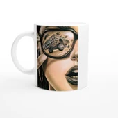 Retro Gözlükte Yansıyan Lowrider Araba Kupa Bardak thumbnail 1