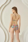 Litae Özel Tasarım Tropikal Desenli Sırt Detaylı Bikini Takımı - 2