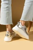 Pembe Potin Yüksek Taban Bağcıklı Comfort Kadın Sneakers 36-1050-25 - 11