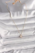 Pirinç Gold Renk Zirkon Taşlı Daire Kafes Model Kadın Kolye - 2