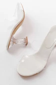 S-618 Beyaz Rugan Çift  Bantlı Topuklu Kadın Terlik thumbnail 4
