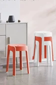 Kaymaz Ayaklı Dekoratif İç İçe Geçebilen Plastik Tabure Mutfak Bahçe Taburesi 4 Adet Mercan - 1