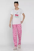 Pembebeyaz Kadın Kiraz Baskılı Yarım Kol Pijama Takımı - 2