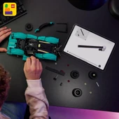 LEGO 42208 Technic Aston Martin Valkyrie thumbnail 7