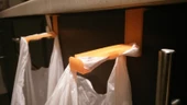 Byr Mutfak dolapları için çöp torbası askısı (Sadece Plastik Aparattır!!!) 3D - 4