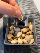 Byr Zeki atıştırmalık kase kutusu ++ Versiyon I ++ Fıstık Efsanesi Tohumu Kabuğu Çift Altlı (Sadece Plastik Aparattır!!!) 3D - 2