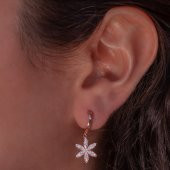 Beyaz Zirkon Taşlı Lotus Çiçeği Tasarımlı Sallantılı 925 Ayar Gümüş Küpe thumbnail 1