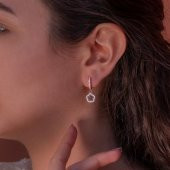 Çiçek Tasarımlı Yıldız Detaylı Sallantılı 925 Ayar Gümüş Küpe thumbnail 2