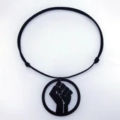 Byr Siyah yükseltilmiş yumruk kolye (Sadece Plastik Aparattır!!!) 3D - 2