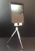 Byr iPad mini tripod adaptörü (Sadece Plastik Aparattır!!!) 3D - 1