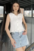 Beyaz Kadın Bebe Yaka Dalga Desenli Triko Yelek - 1