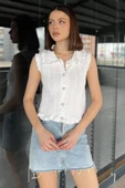 Beyaz Kadın Bebe Yaka Dalga Desenli Triko Yelek - 2
