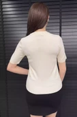 Taş Taş Detaylı Bisiklet Yaka Kadın Kısa Kol Bluz - 3