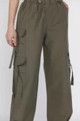 Haki Kadın Bel Lastikli Kargo Cepli Paraşüt Kumaş Pantolon - 4