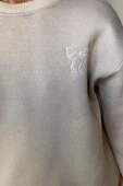 Gri Kadın Fiyonk Nakışlı Şardonlu Sweatshirt - 3