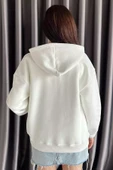 Beyaz Kadın Şardonlu Kanguru Cepli Düğme Detaylı Sweatshirt - 4