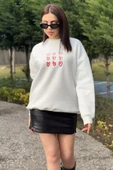 Beyaz Kadın Bisiklet Yaka Kalp Nakışlı Şardonlu Sweatshirt - 1