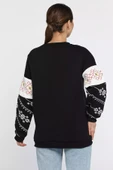 Siyah Kol Nakışlı Kadın Şardonlu Bisiklet Yaka Sweatshirt - 3