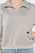 Gri Dik Yaka Yarım Fermuarlı Şardonlu Kadın Sweatshirt - 4