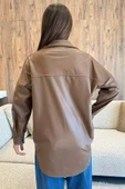 Taba Çıtçıtlı Suni Deri Kadın Gömlek - 4