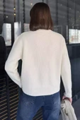 Krem Kadın Taşlı Kalp Figürlü Düğmeli Triko Hırka - 3
