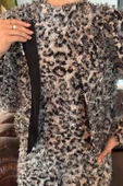 Gri Kadın Pullu Ve Sakallı Leopar Desen Astarlı Ceket - 2