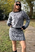 Siyahgrili Kadın Leopar Desen Etekli Triko Takım - 2