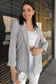 Beyaz Kadın Çizgili Duble Kol Blazer Ceket - 2